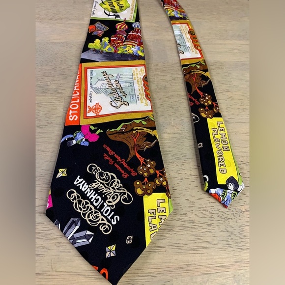 1990 Nicole Miller Silk Necktie Black Advertising Bottles of Russian‎ Vodka - Picture 5 of 6